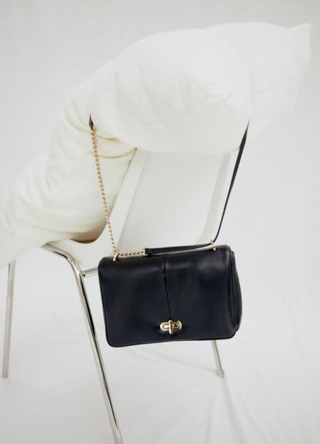 Imagen - Bolso negro de Sfera (19,99 euros)