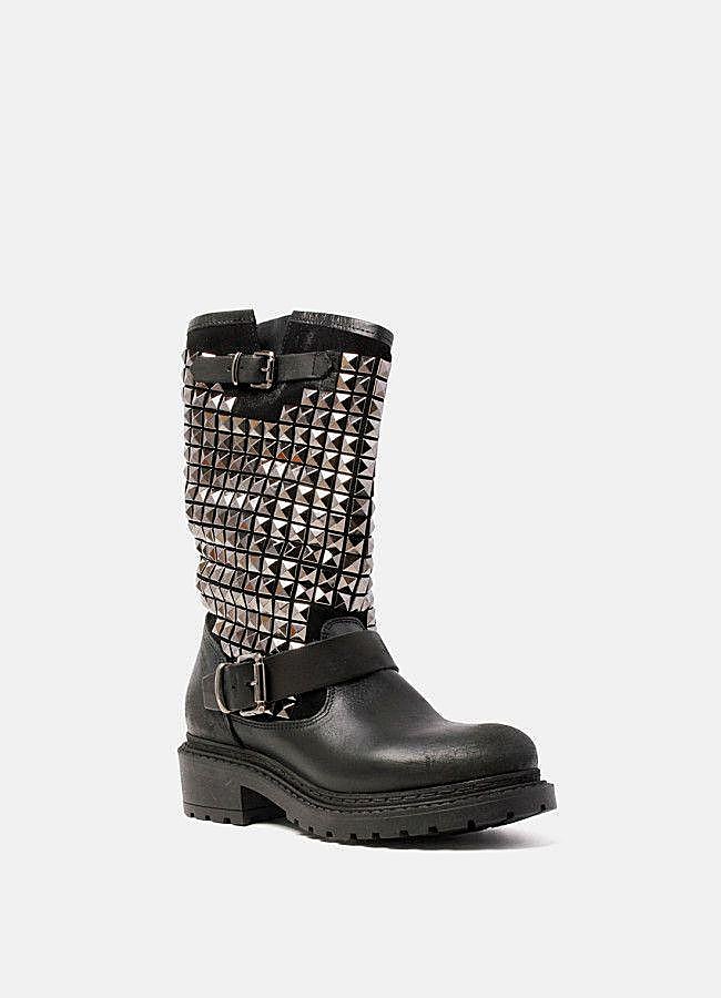 Imagen - Botas biker negras con tachuelas