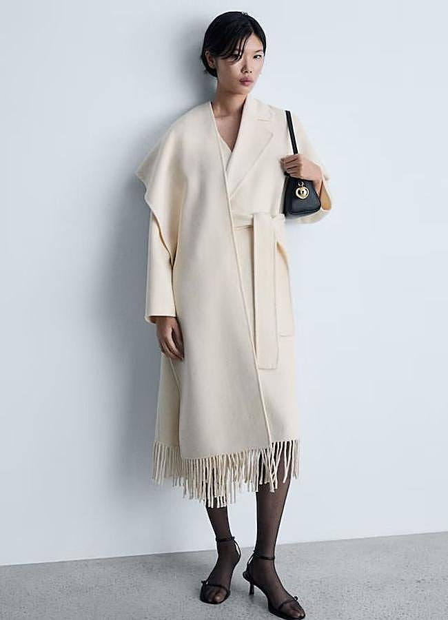 Imagen - Abrigo blanco con flecos