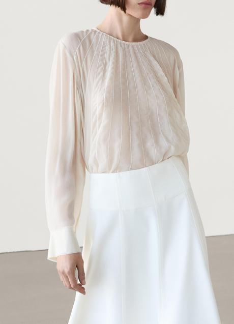 Imagen - Camisa blanca de Massimo Dutti (59,95 euros)