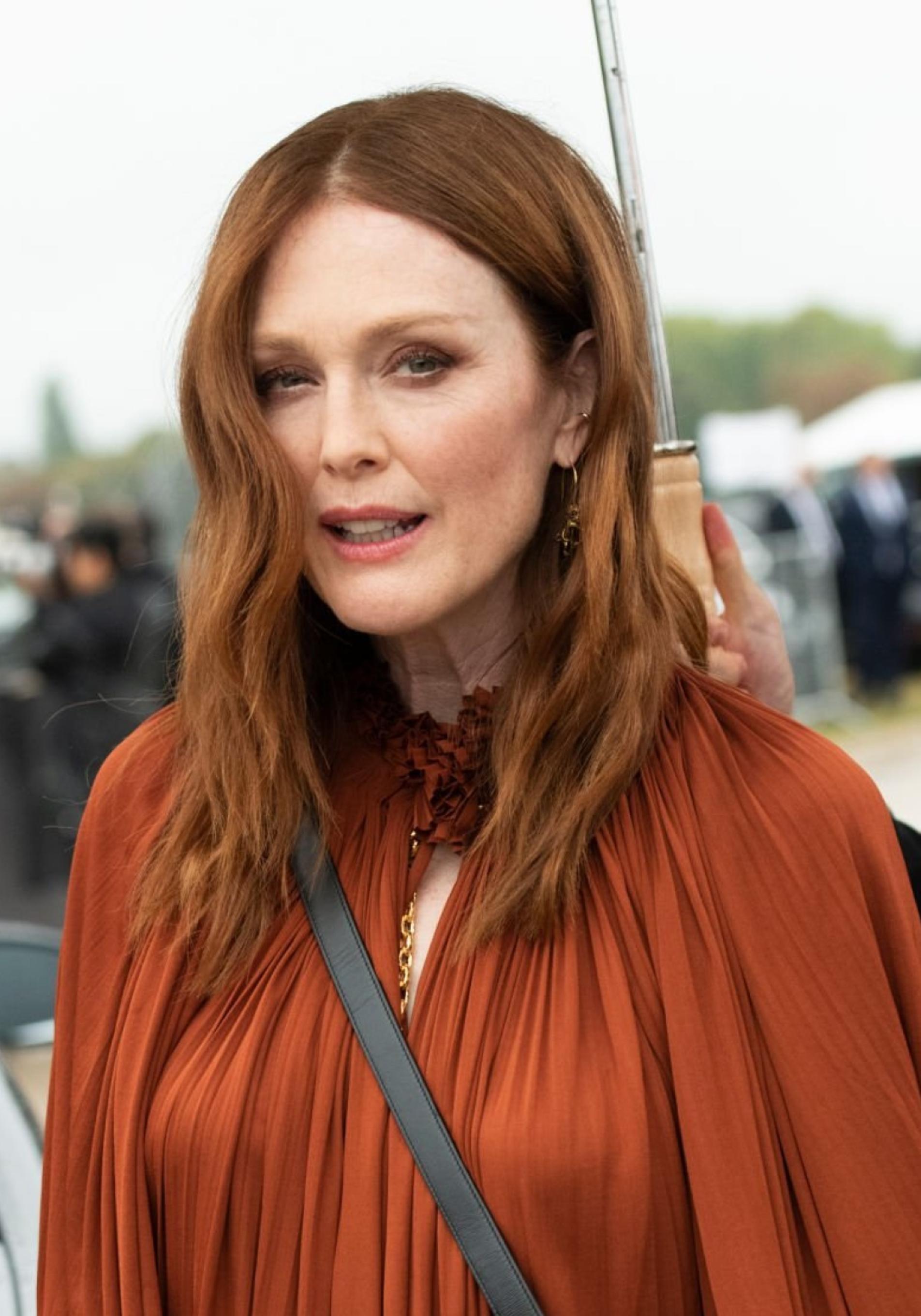 Julianne Moore.