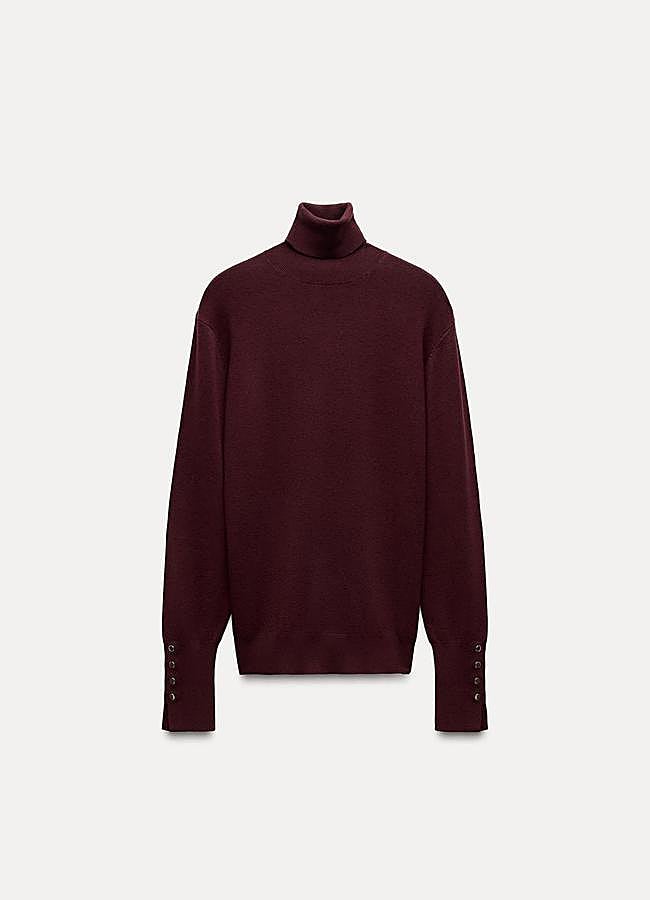 Imagen - Jersey básico con cuello alto de Zara.