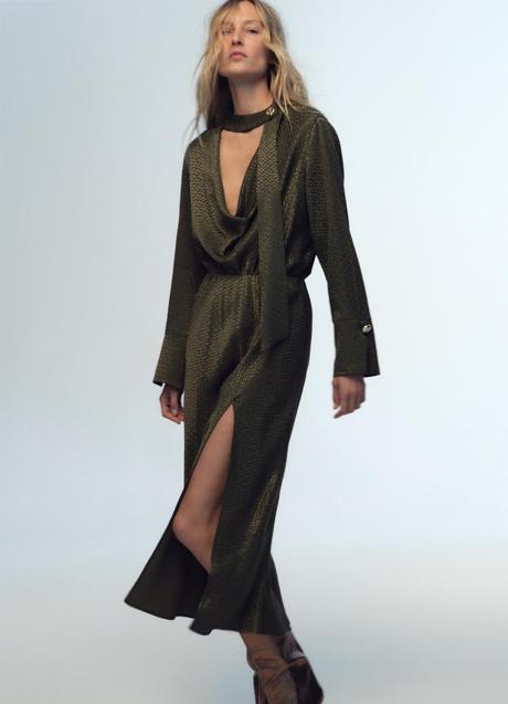 Imagen - Vestido midi de Zara (39,99 euros)