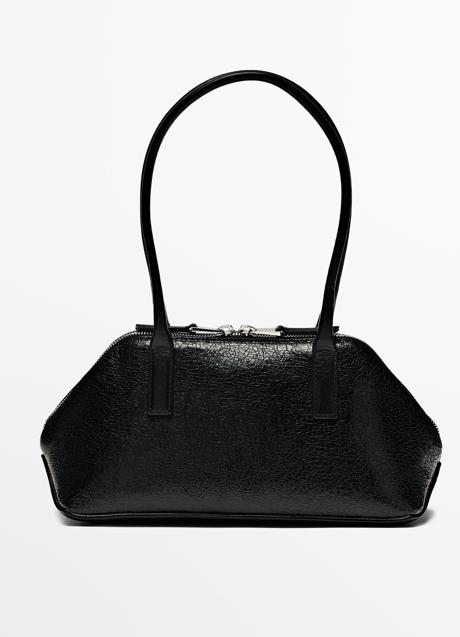 Imagen - Bolso negro de Massimo Dutti (199 euros)
