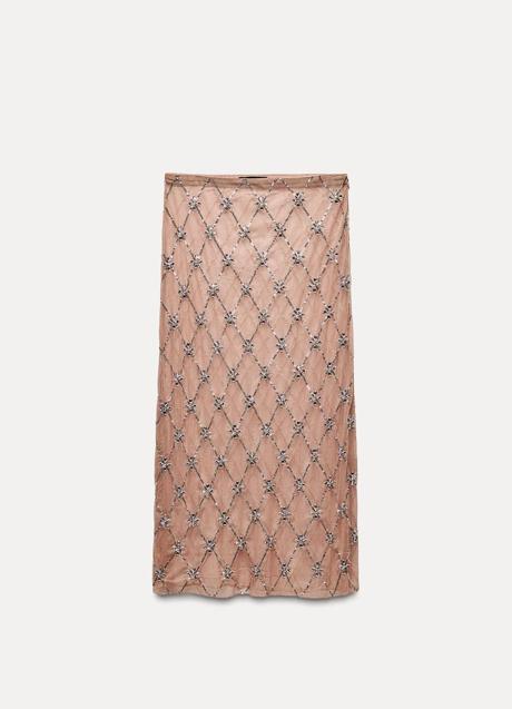 Imagen - Falda con rosa de Zara (35,95 euros)