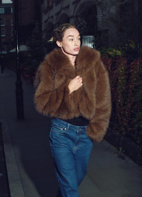 Imagen - Abrigo de pelo de Zara (59,99 euros)