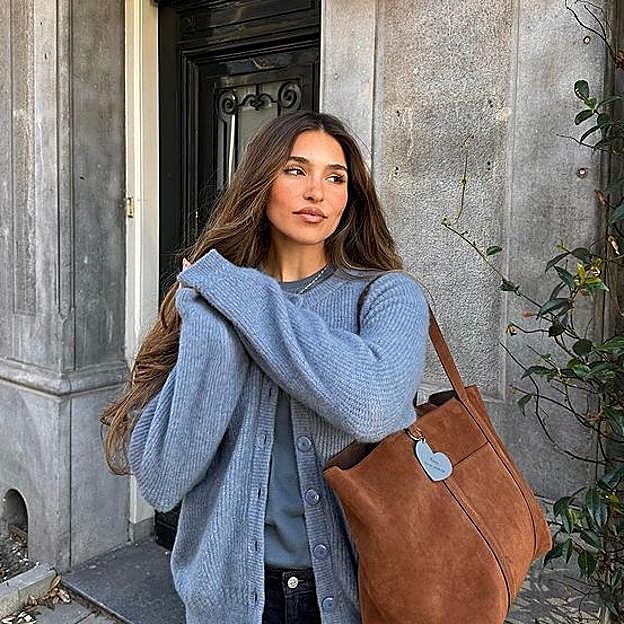 Tengo una amiga francesa y me ha confesado cuál es su perfume favorito con el que todas las parisinas están obsesionadas