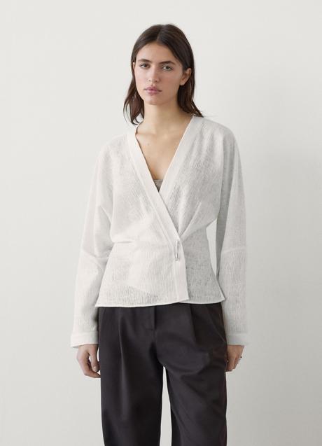 Imagen - Camisa blanca de Massimo Dutti (69,95 euros)