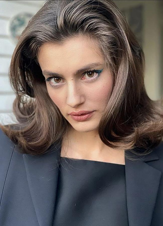 Imagen - Diana Silvers con peinado tendencia con puntas hacia fuera/@dianasilvers