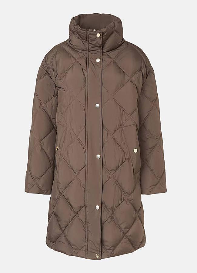 Imagen - Plumífero de mujer corto guateado de rombos de Woman El Corte Inglés (120€)