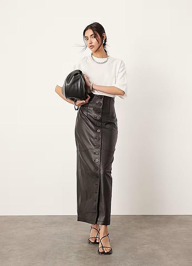 Imagen - Falda larga de cuero entallada