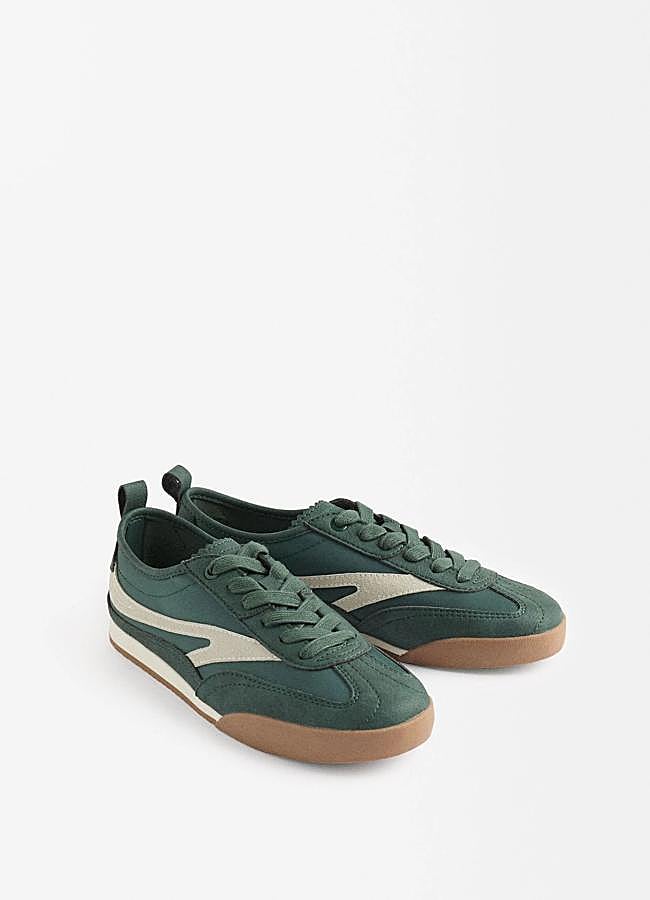 Imagen - Zapatillas verdes con franjas blancas