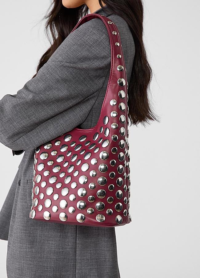 Imagen - Bolso hombro tachas (35,99€)