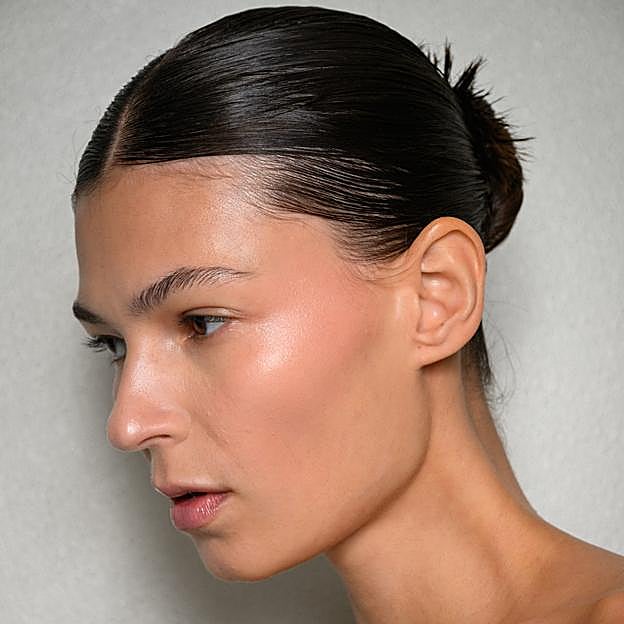 Cómo hacer un moño elegante para los días de lluvia