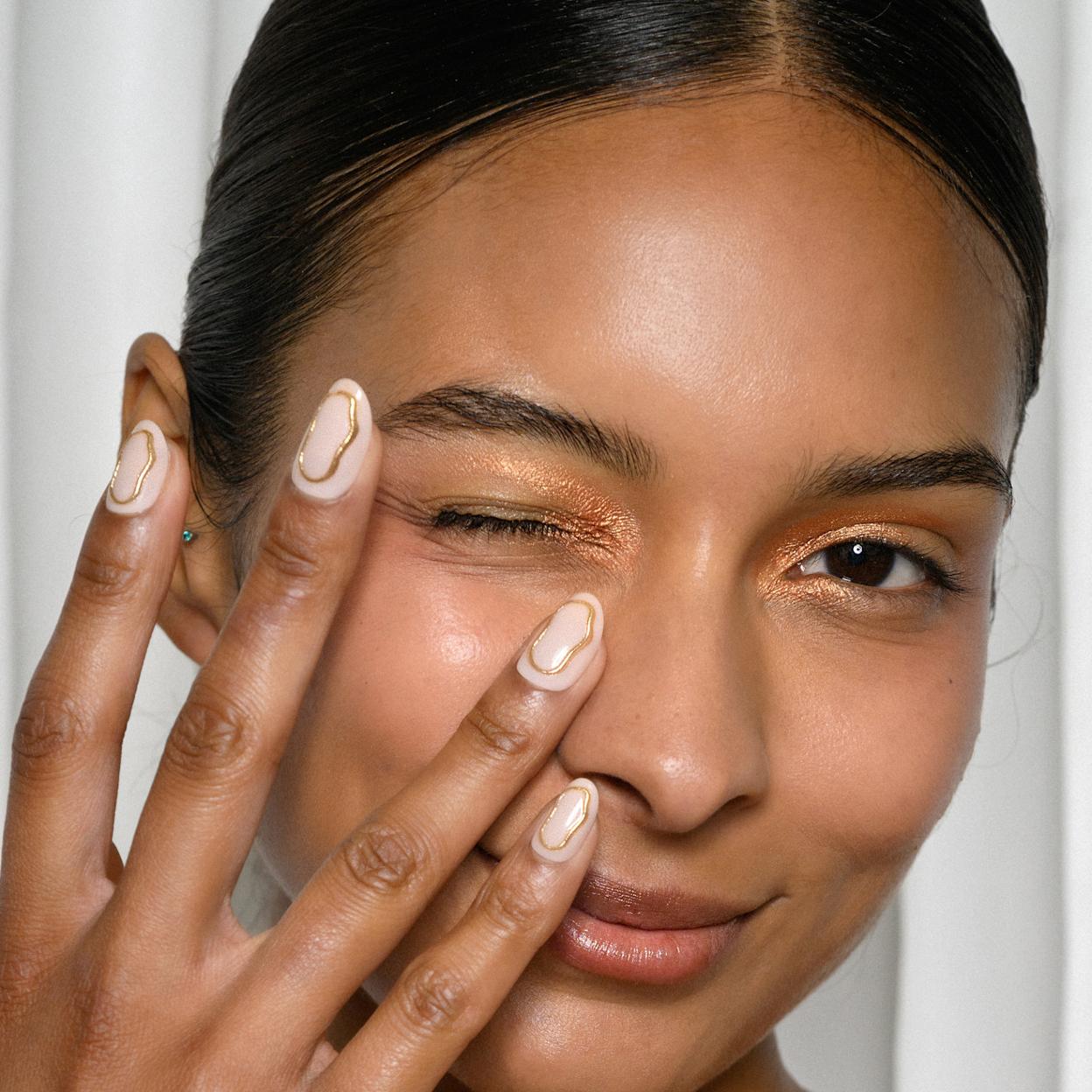 Los mejores productos para cuidar las cutículas por el frío