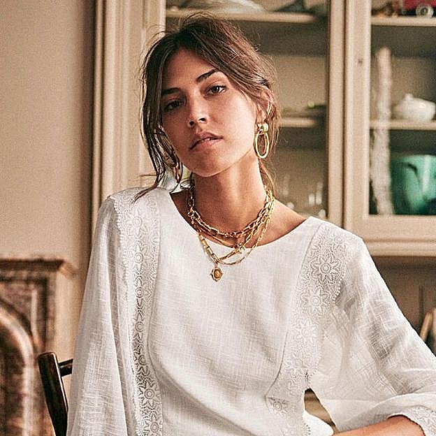 Las compras de Massimo Dutti de Massimo Dutti: vestidos negros, zapatos de tacón sensato y blusas románticas