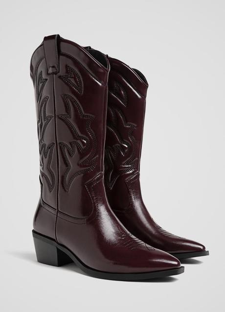 Imagen - Botas burdeos de Stradivarius (49,99 euros)