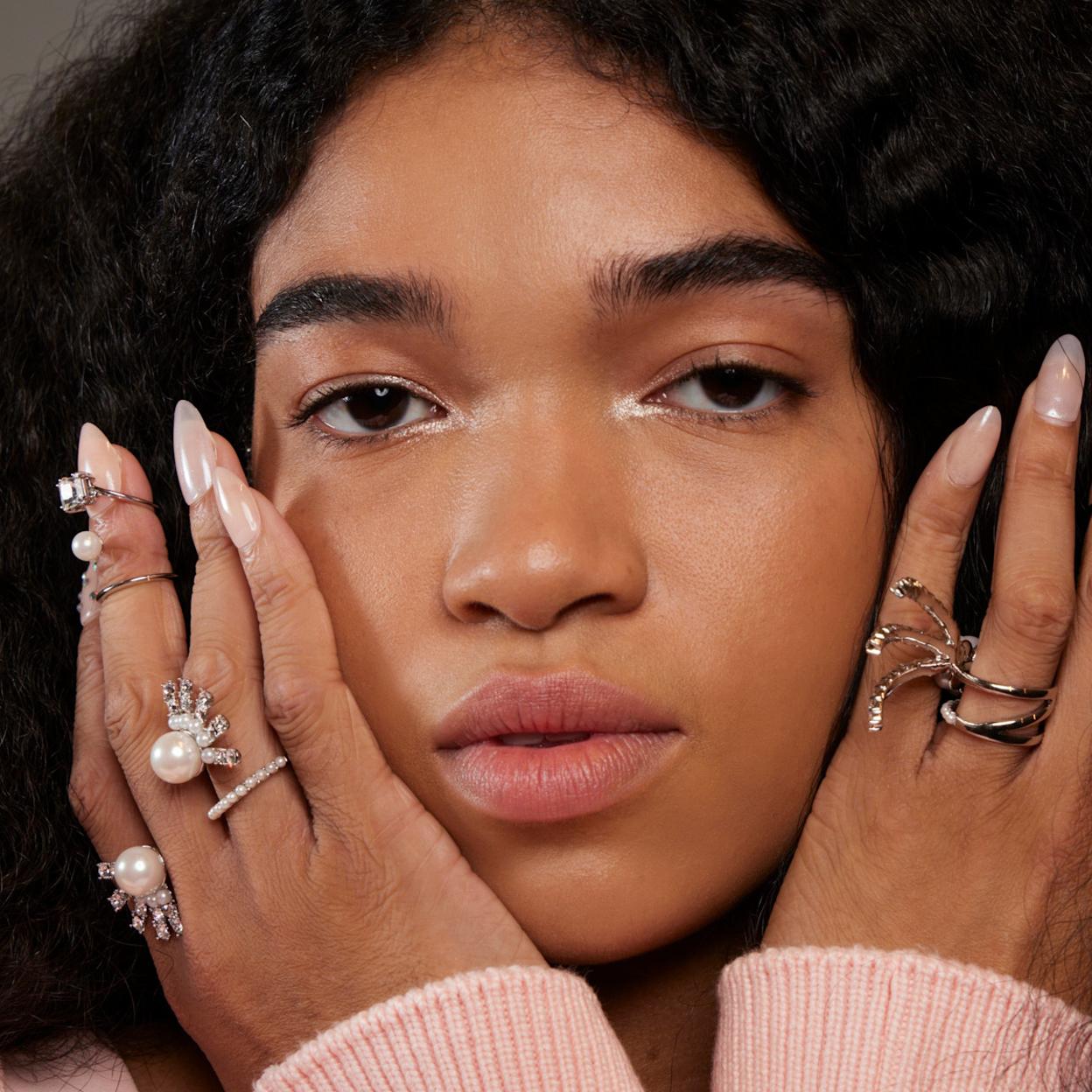 Manicura francesa navideña: las mejores ideas para lucir tus uñas