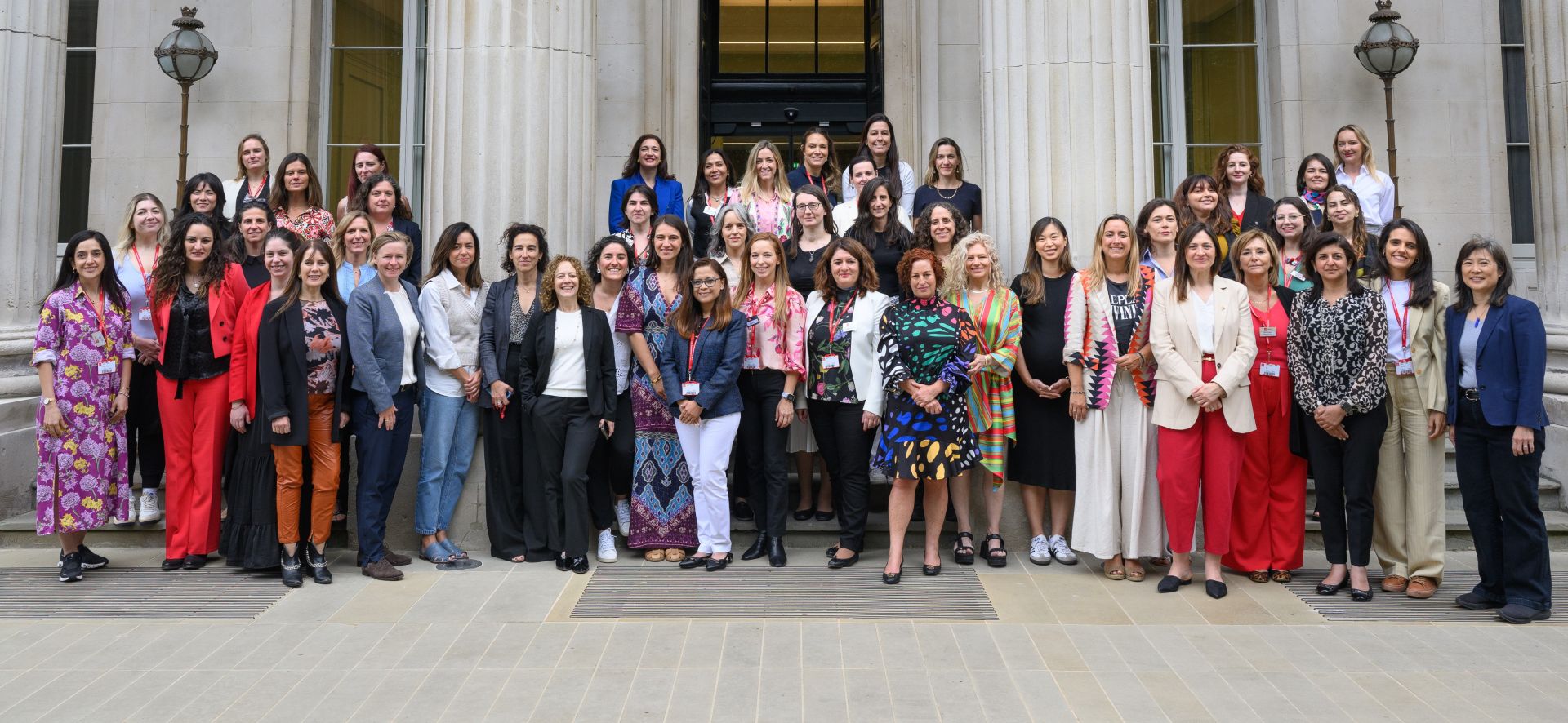 Se busca a las 50 mejores directivas de España y tú puedes ser una de ellas