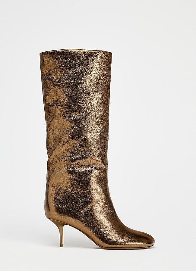 Imagen - Botas altas metalizadas de Zara (59,95 euros).
