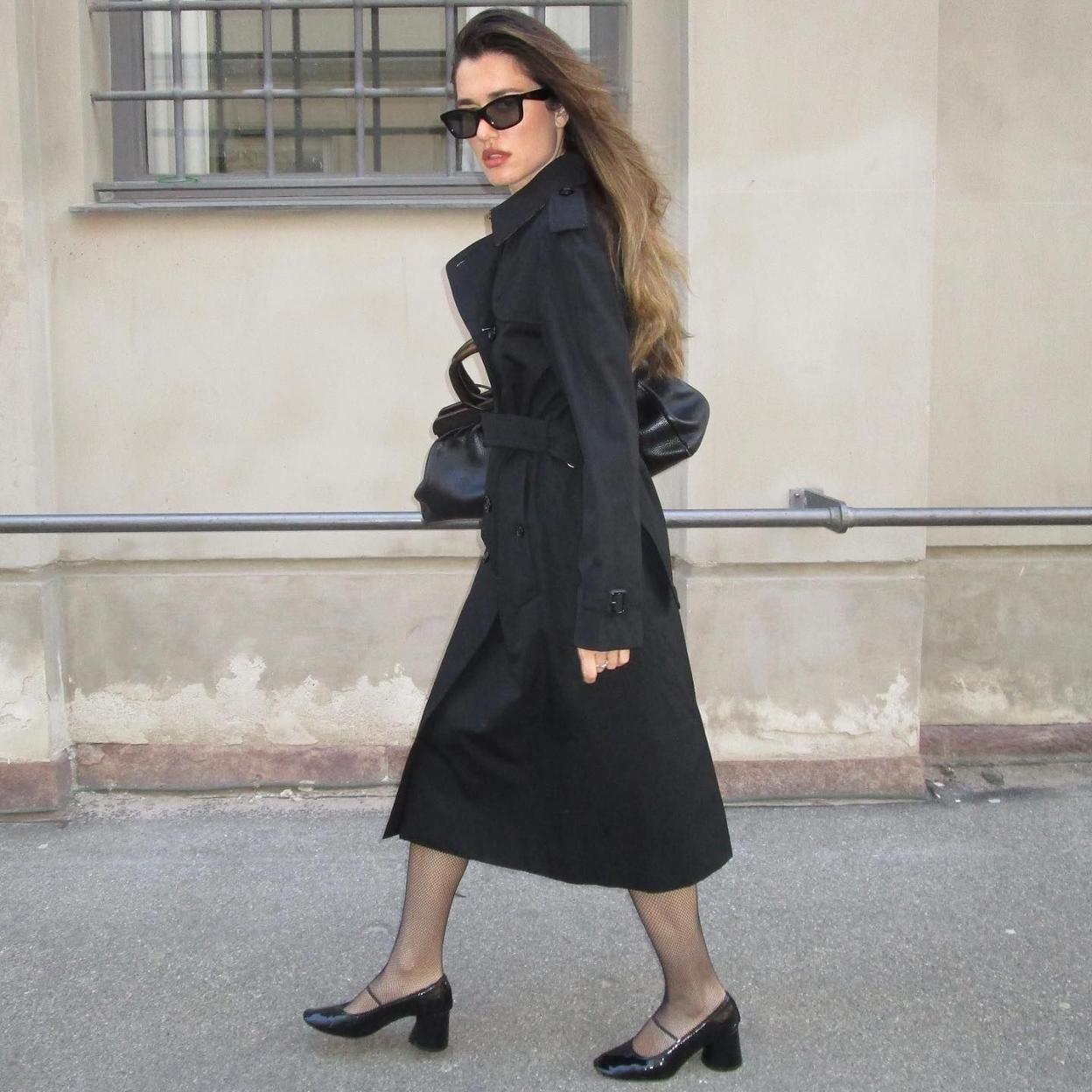 Influencer con mary jane de tacón cómodo