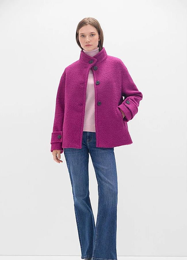 Imagen - Abrigo corto tejido suave de Cortefiel (64,50€)