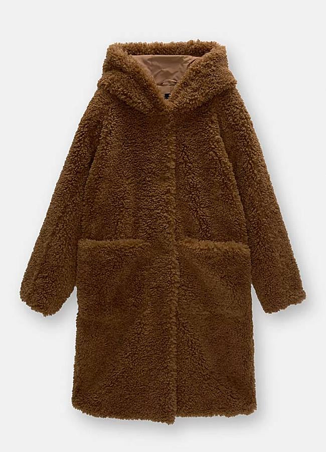 Imagen - Abrigo capucha borreguillo de Pull and Bear (59,99€)