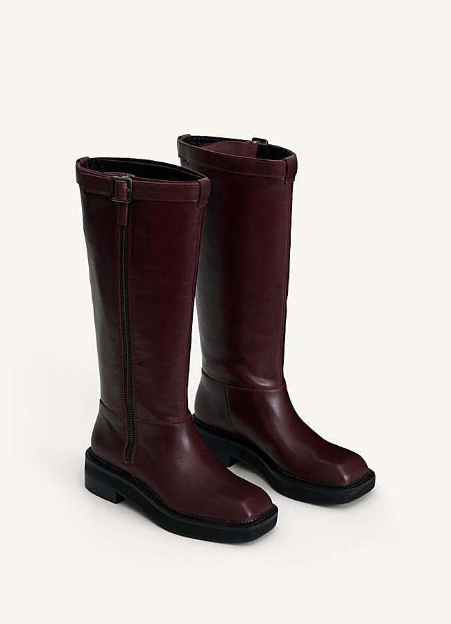 Imagen - Botas altas en burdeos de Zara (229 euros).