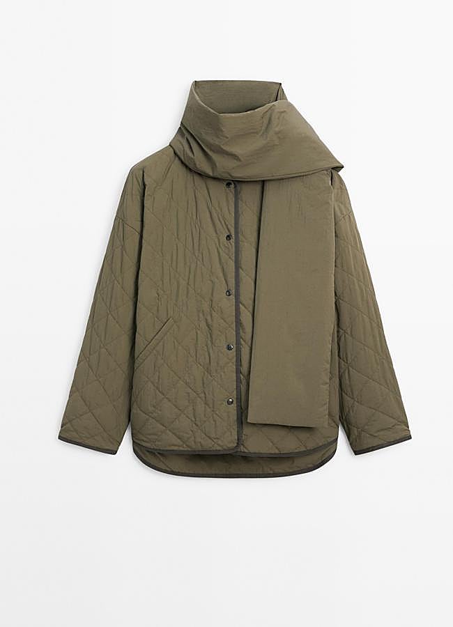 Imagen - Chaqueta rombos acolchada con bufanda (89,95€) 