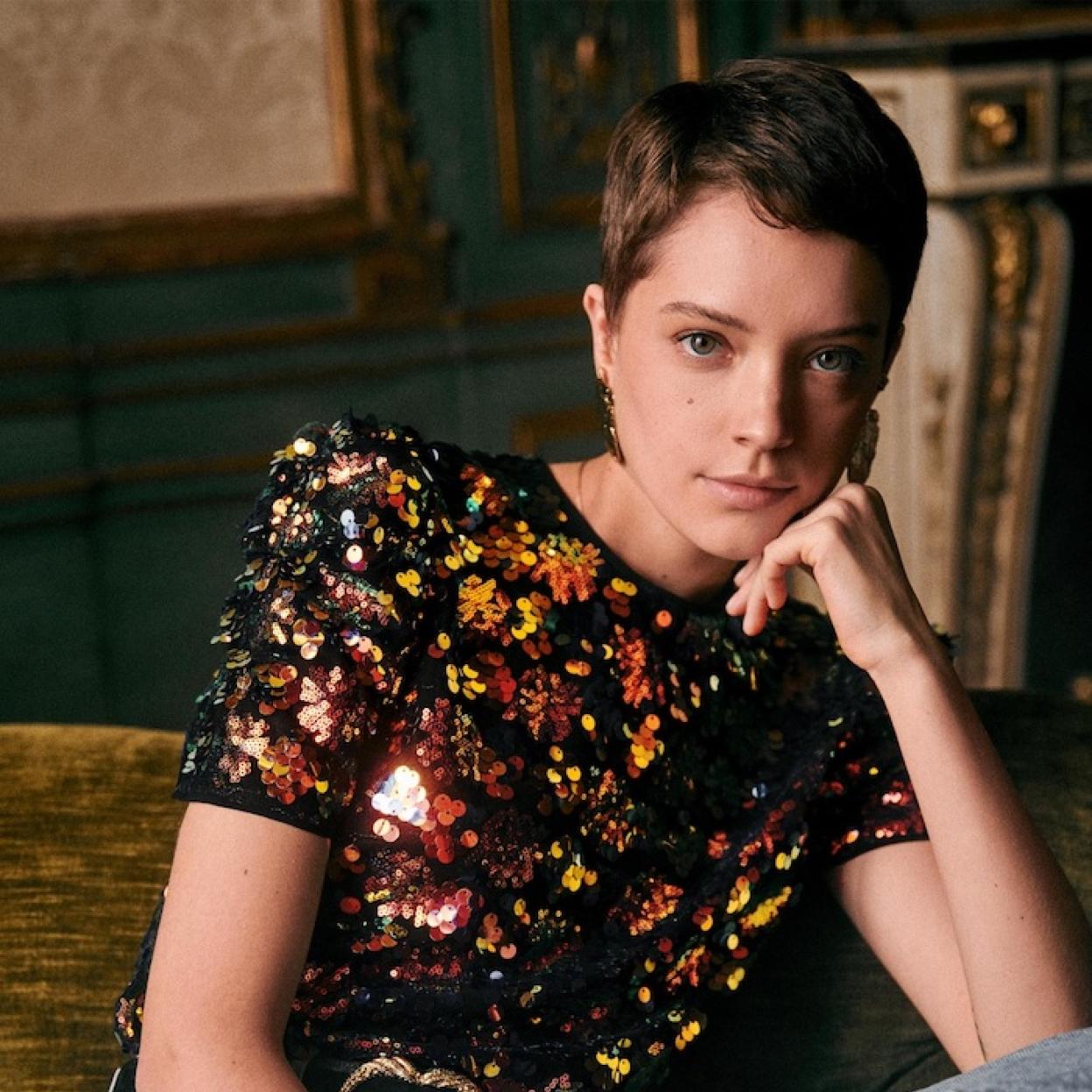 Los vestidos de fiesta más sofisticados, los accesorios que te resolverán todos los looks de Navidad y los básicos de invierno que llevarás en la recta final del año.