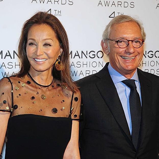Isak Andic junto a Isabel Preysler en una imagen de 2012. 