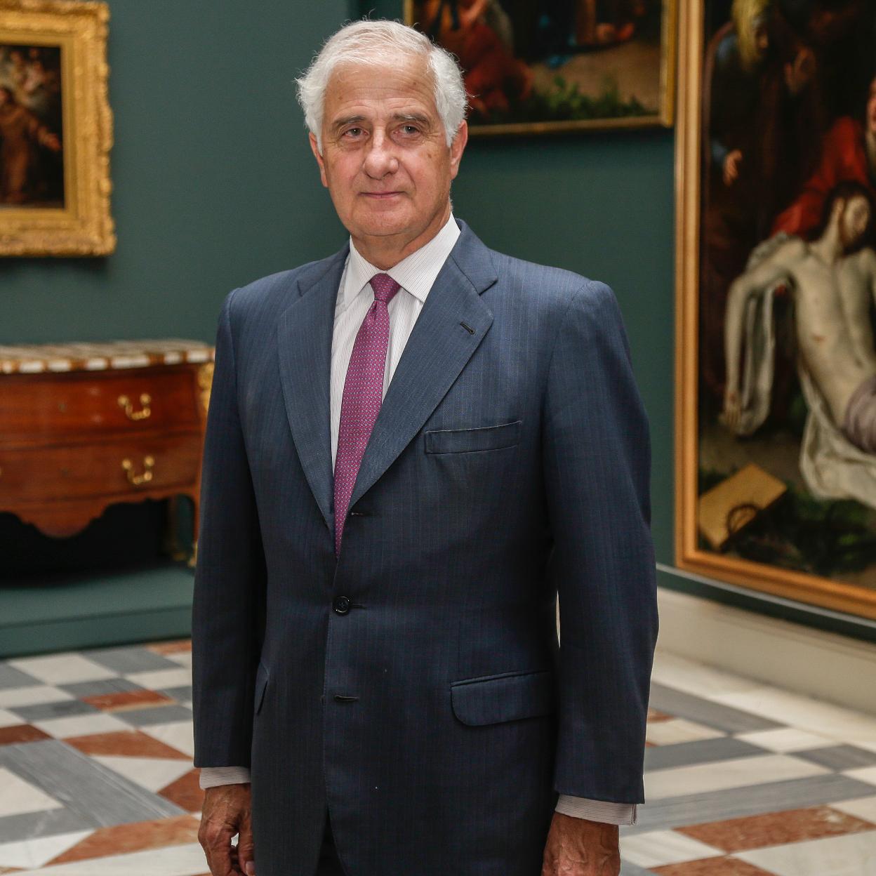 Alfonso Martínez de Irujo, en la inauguración de una exposición. 