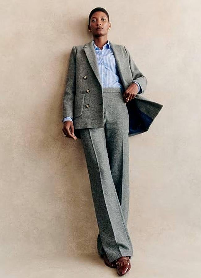 Imagen - Mujer con traje de Sézane (Chaqueta Michelle por 180€/ Pantalón Martin por 125€)