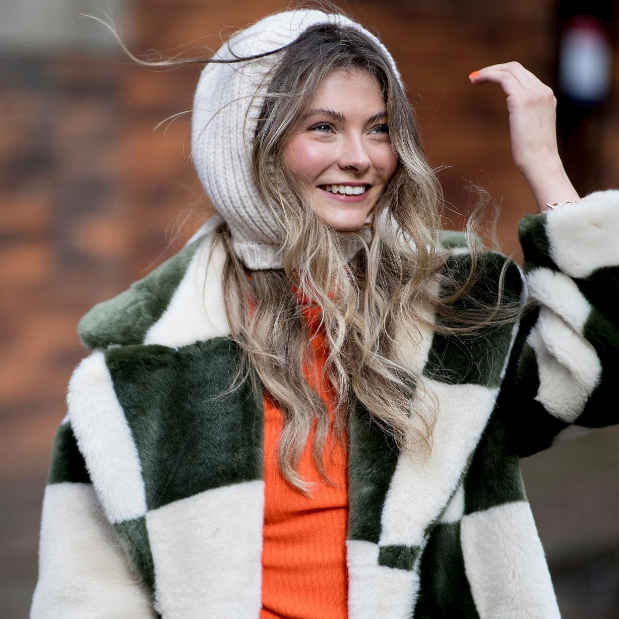 Look con balaclava de punto