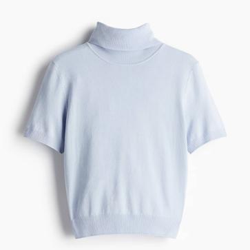 Imagen secundaria 1 - Top bandeau con maxilazo (25,99€)/ Top de cuello alto en punto fino (15,99€)/Pantalón recto de punto (19,99€)