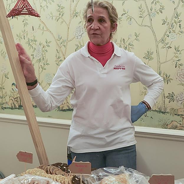 Infanta Elena en el mercadillo solidario de Mapfre. 
