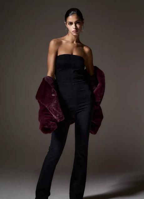 Imagen - Mono negro de Pull & Bear (35,99 euros)