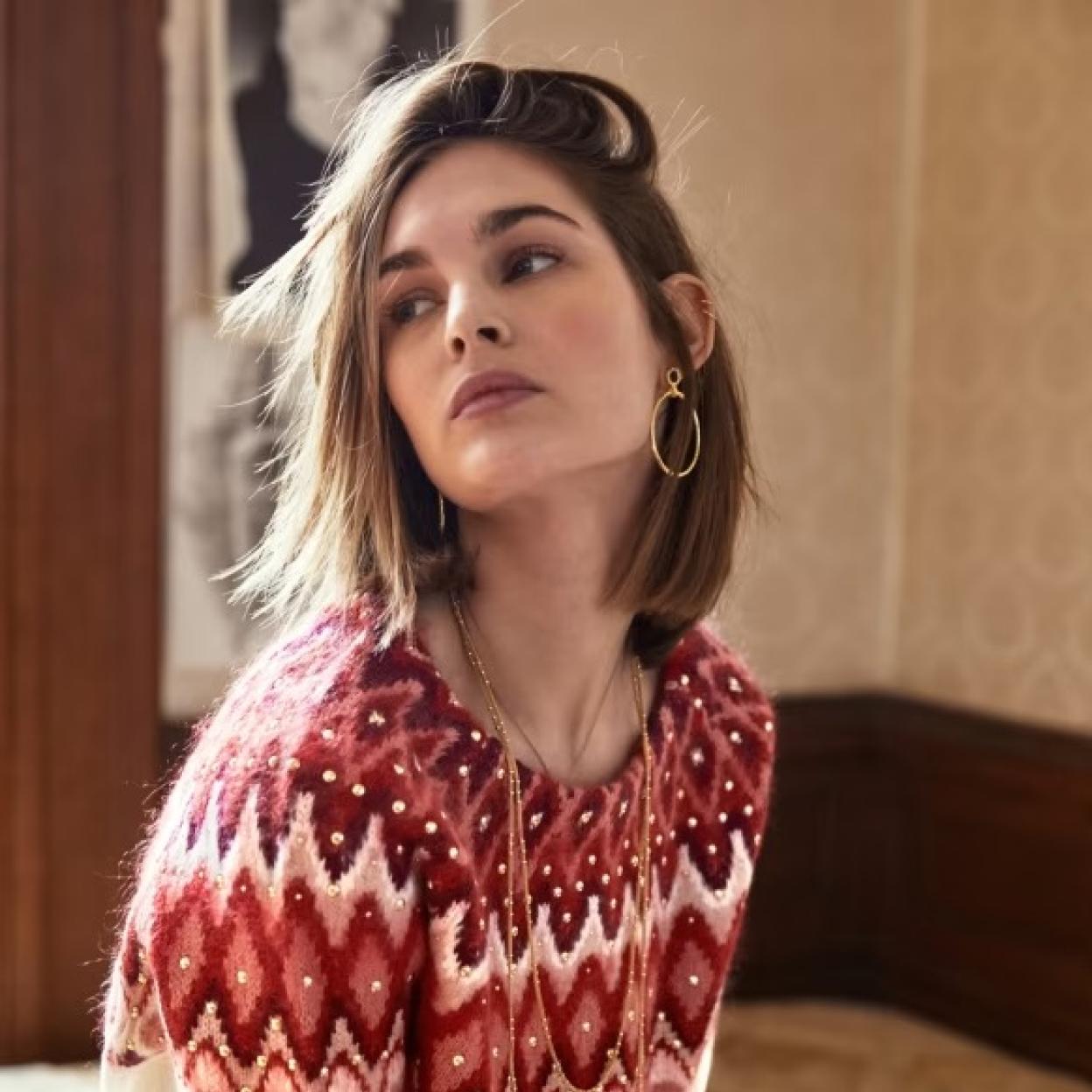 Vestidos midi para los días de invierno, originales chaquetas de punto y muchas otras compras que refrescarán todos tus looks diarios.