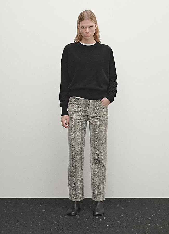 Imagen - Pantalones con estampado de serpiente, 59,95 euros.