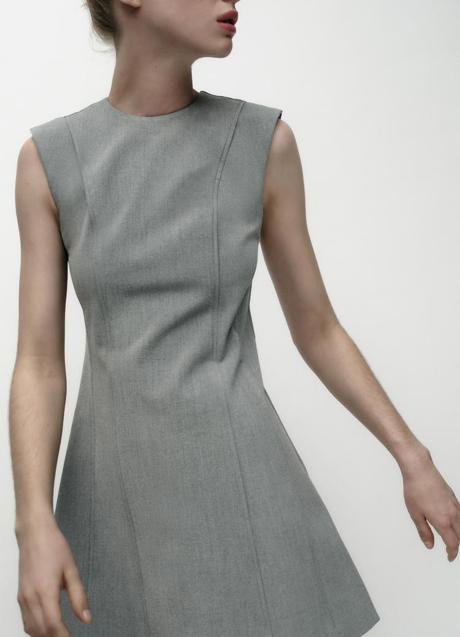 Imagen - Vestido gris de Zara (29,99 euros)