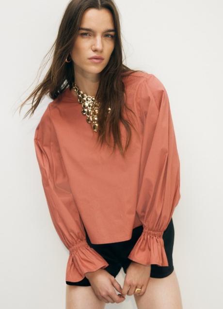 Imagen - Blusa fluida de H&M (25,99 euros)