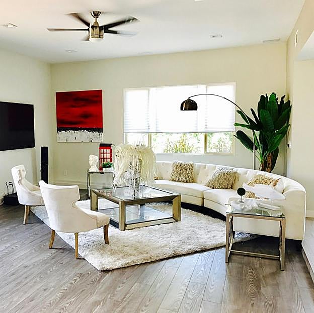 Se llevan los muebles curvos.