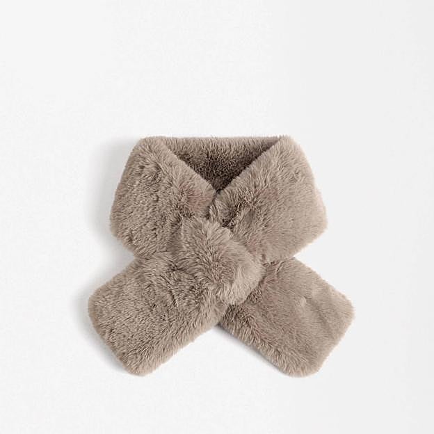 Estola efecto pelo (17,99€)