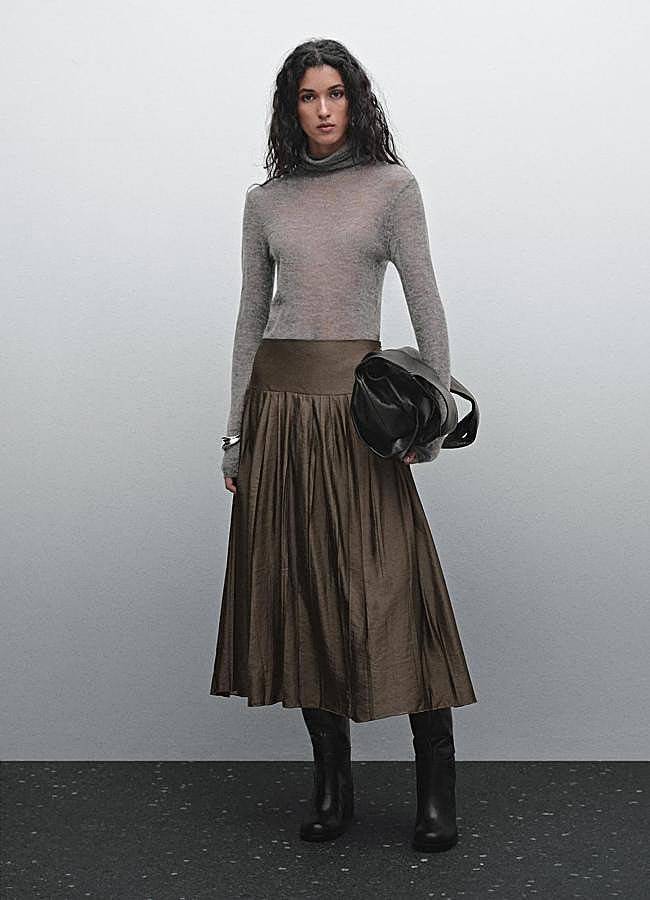 Imagen - Falda midi fluida y plisada de Massimo Dutti. Foto: Massimo Dutti.