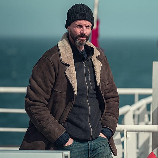 Maqtthew Goode en una imagen de la producción basada en una saga literaria danesa, Dept. Q.