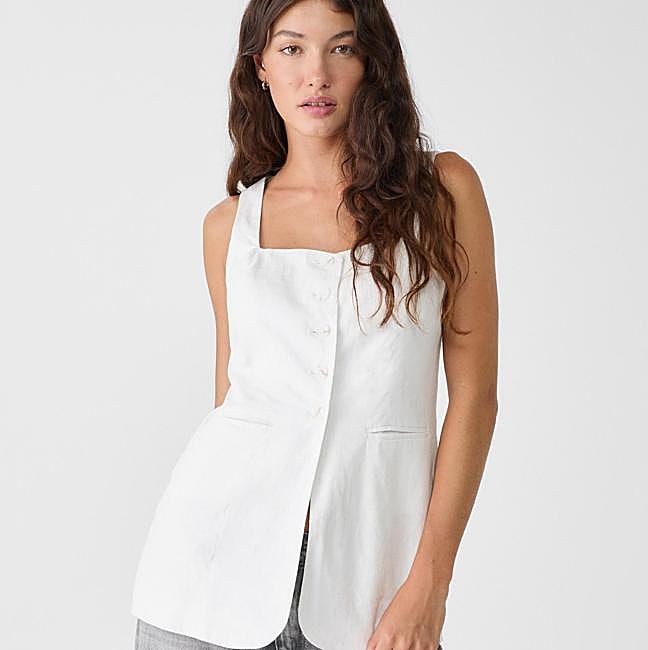 Chaleco escote cuadrado (29,99€)