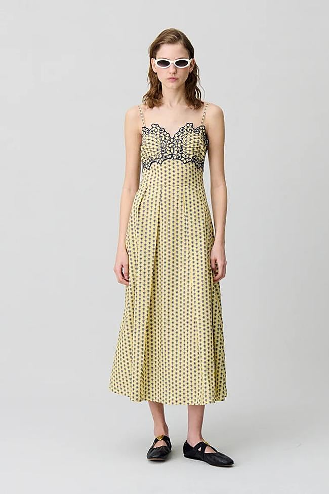 Vestido de Claudie Pierlot.