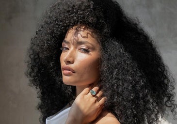 Tengo el pelo rizado y estos son los productos que utilizo para cuidar del pelo durante todo el verano