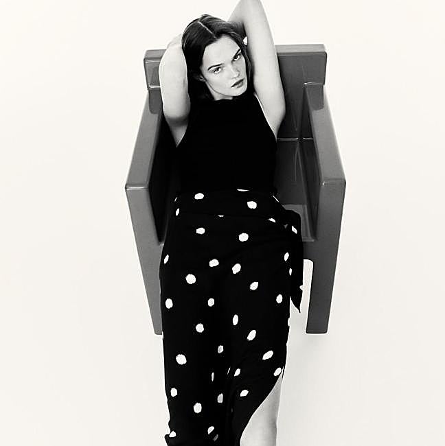 Falda de lunares con nudo