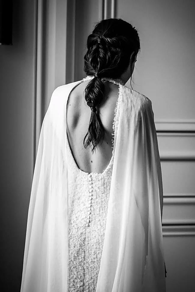 Peinado con recogido trenzado.